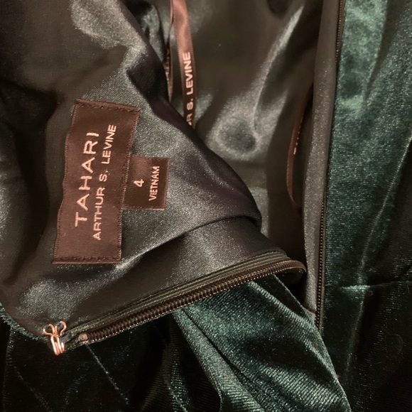 TAHARI Button Trimmed A Line Velvet Green Long Dress Womens 4 Holiday Christmas - Picture 5 of 9